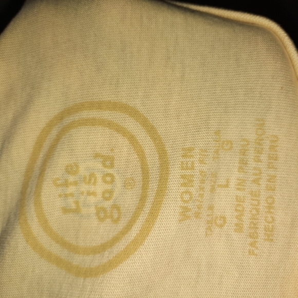 🌟 Life is good kiss me, I'm an optimist tshirt - Picture 4 of 4